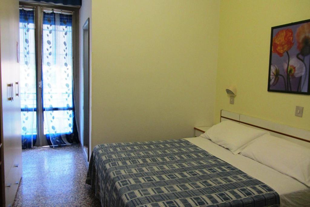 Hotel Toledo ริมินี ภายนอก รูปภาพ